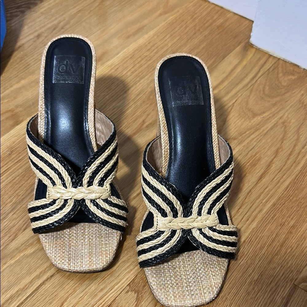 Elegant Black and Tan Women's Sandals